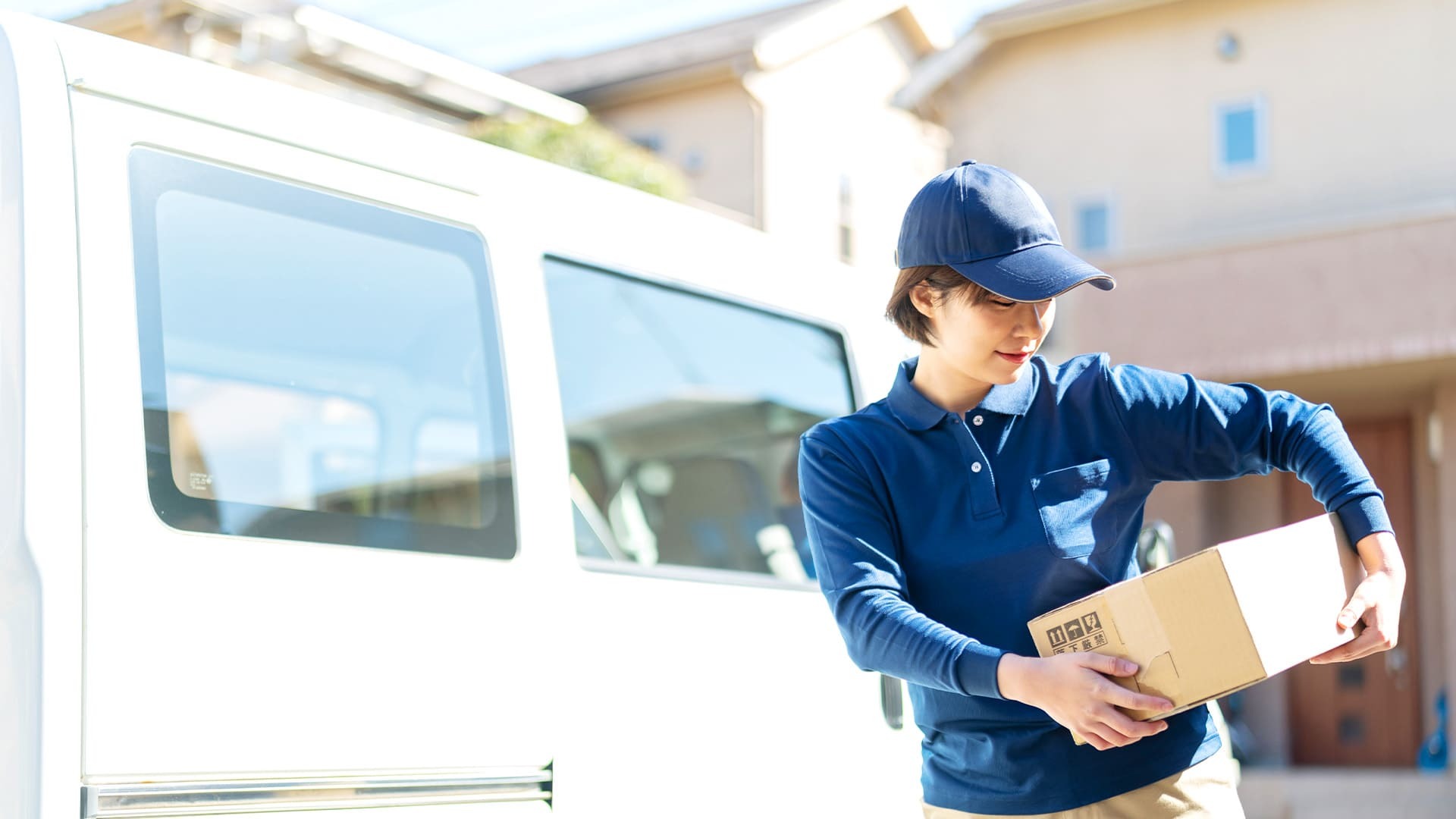 物流・運送業者をお探しなら伊丹市の「株式会社もりきよ」へ。信頼のサービスをご提供します。